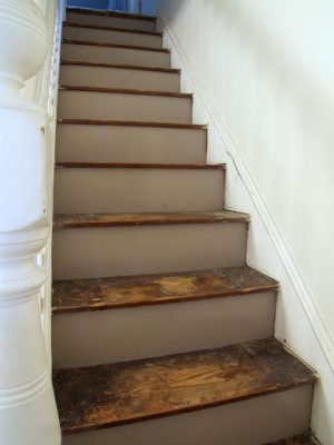 Painting the stairs · Little Victorian